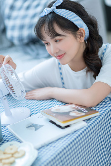 《菊内留香》TXL金银花